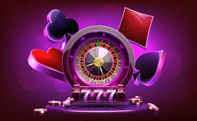 Suasana sportsbook erek28 dengan sorotan sepak bola dan bulu tangkis